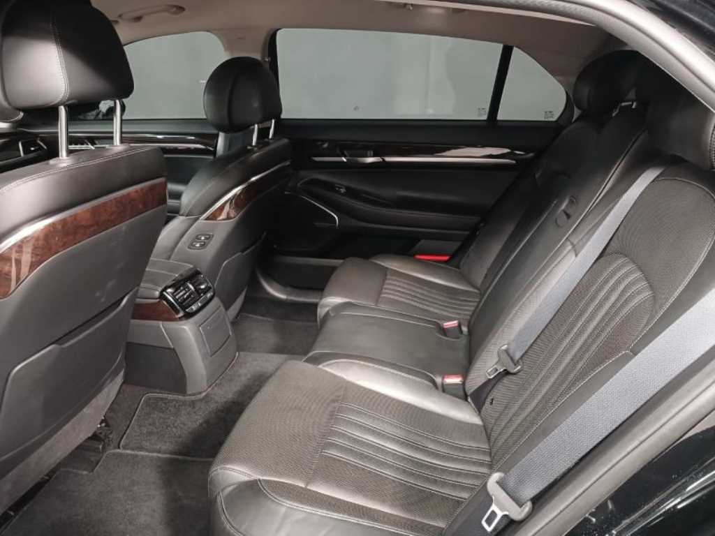 Genesis EQ900 - Vista 8