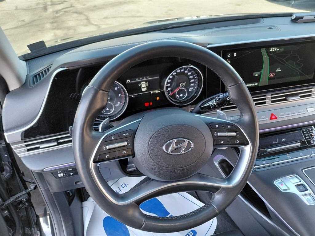 HYUNDAI Grandeur - Vista 8