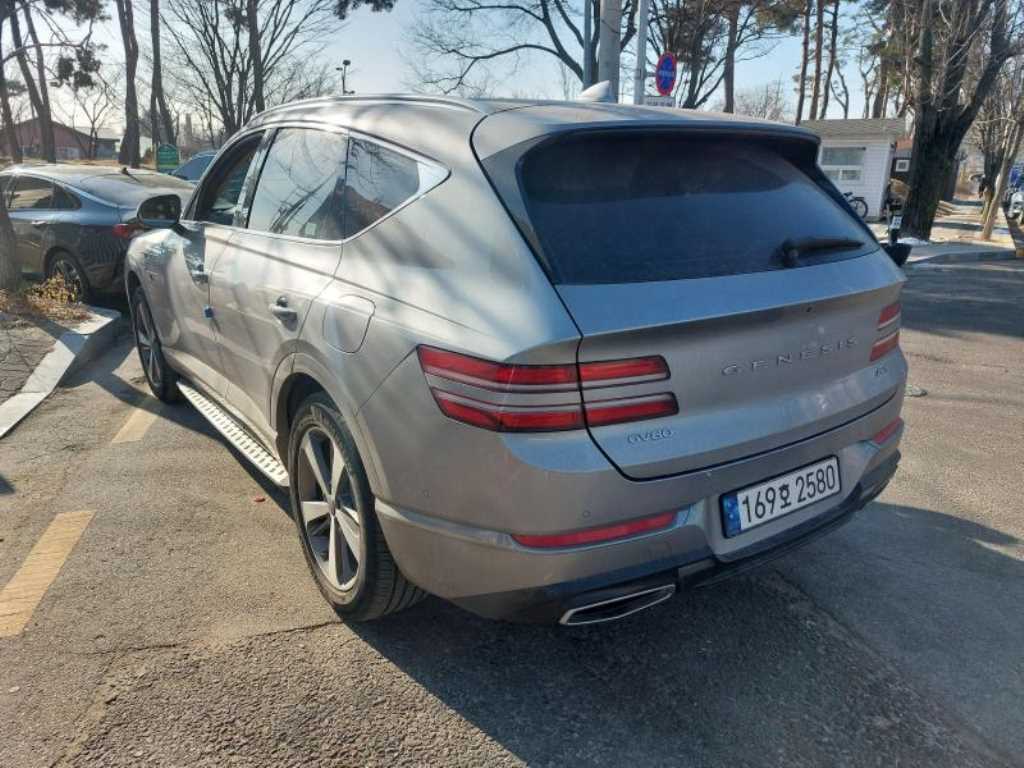 Genesis GV80 - Vista 4