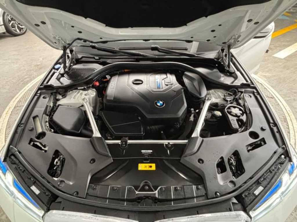 BMW 5 Series 2022 Blanco - Importación desde Corea - HF Imports Iquique - Foto 19