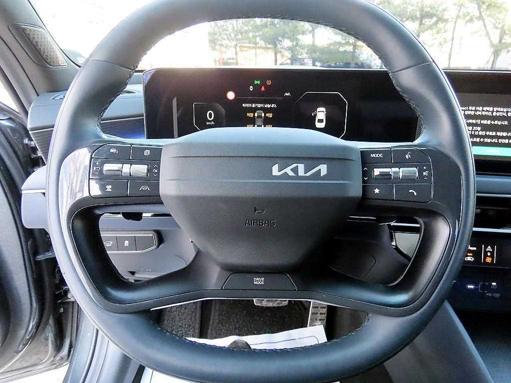 KIA K8 - Vista 8