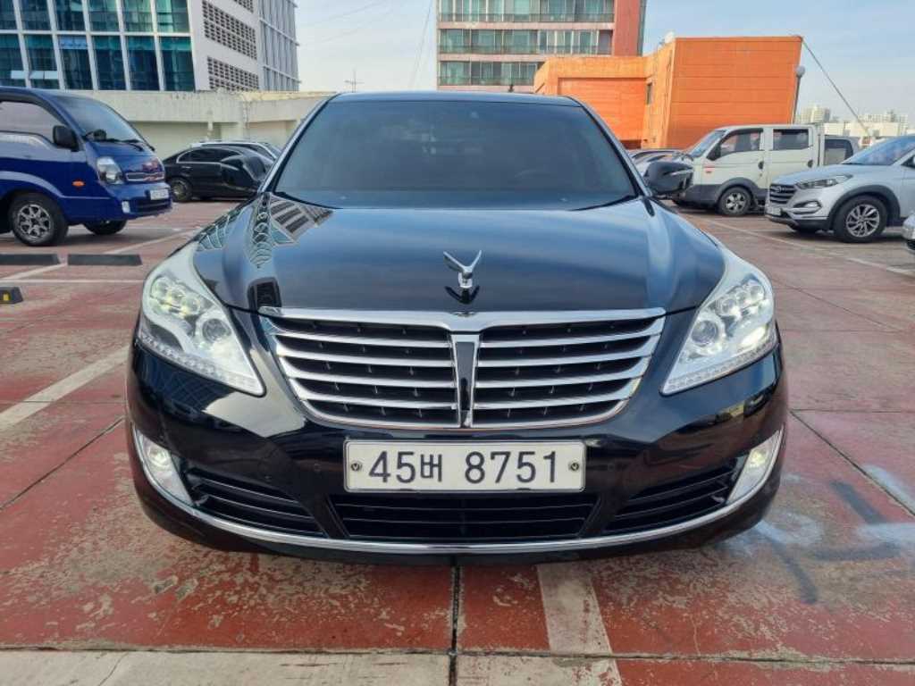 HYUNDAI Equus - Vista 4