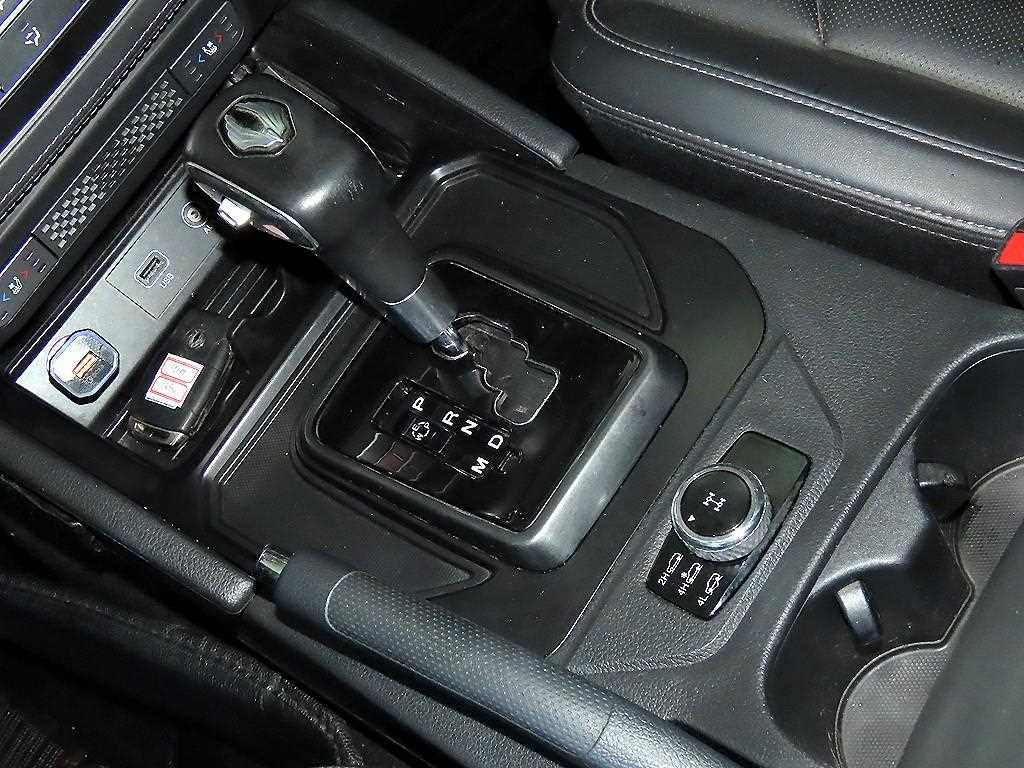 Ssangyong Rexton - Vista 12