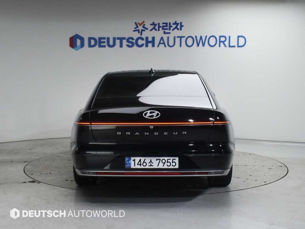 HYUNDAI Grandeur - Vista 4