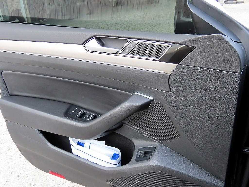 Volkswagen Arteon - Vista 11