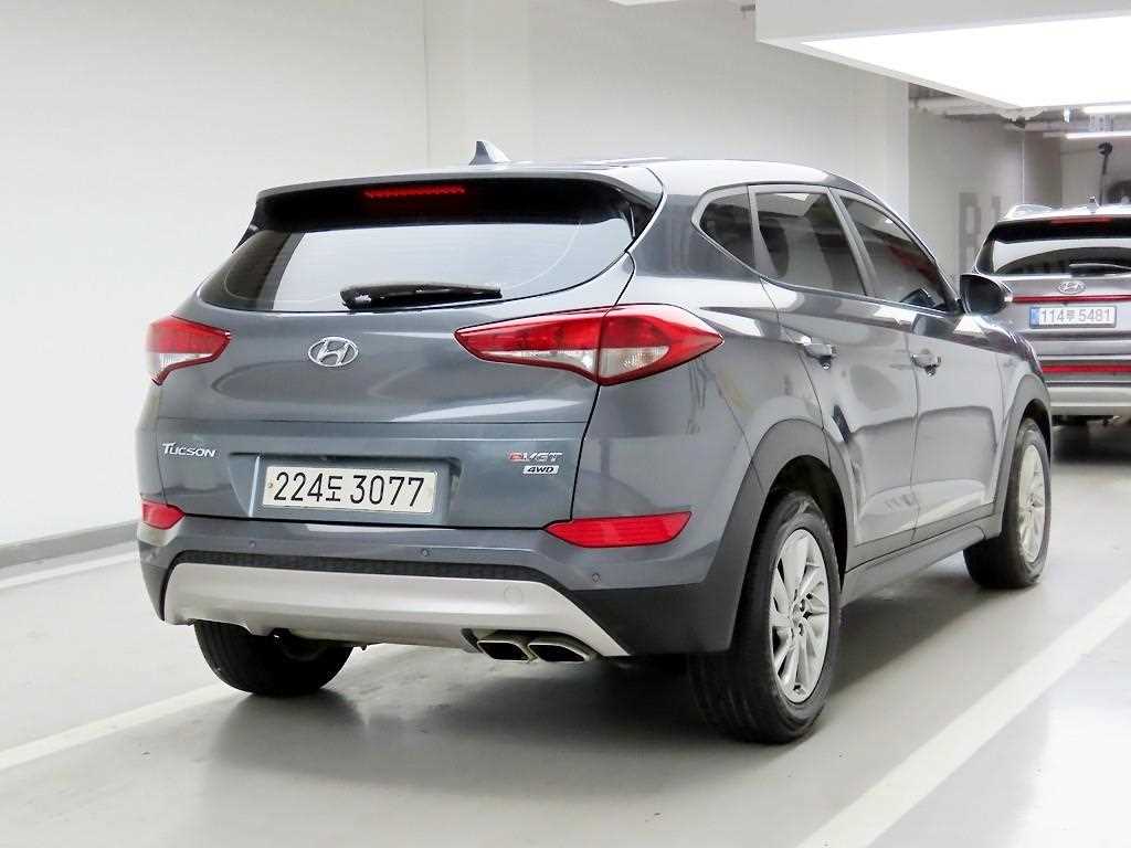 HYUNDAI Tucson - Vista 4