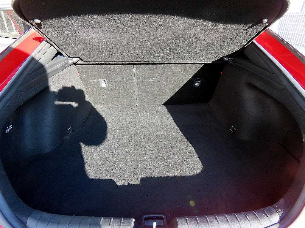 KIA Stinger 2018 Rojo - Importación desde Corea - HF Imports Iquique - Foto 17