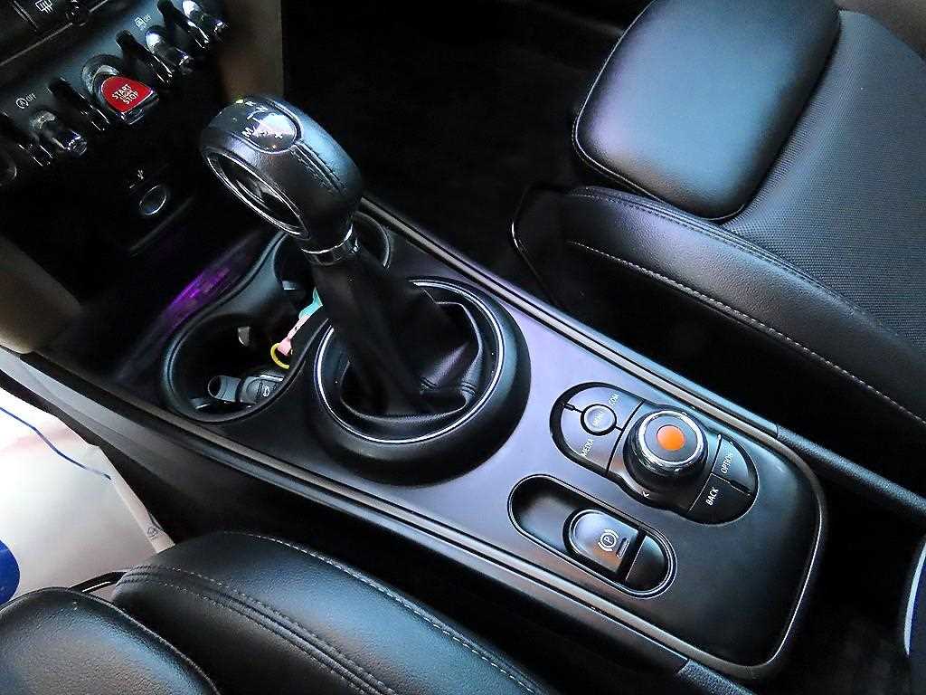 Mini Countryman - Vista 10