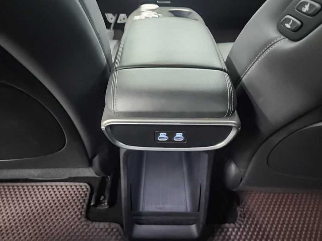 Genesis GV60 2022 Negro - Importación desde Corea - HF Imports Iquique - Foto 13