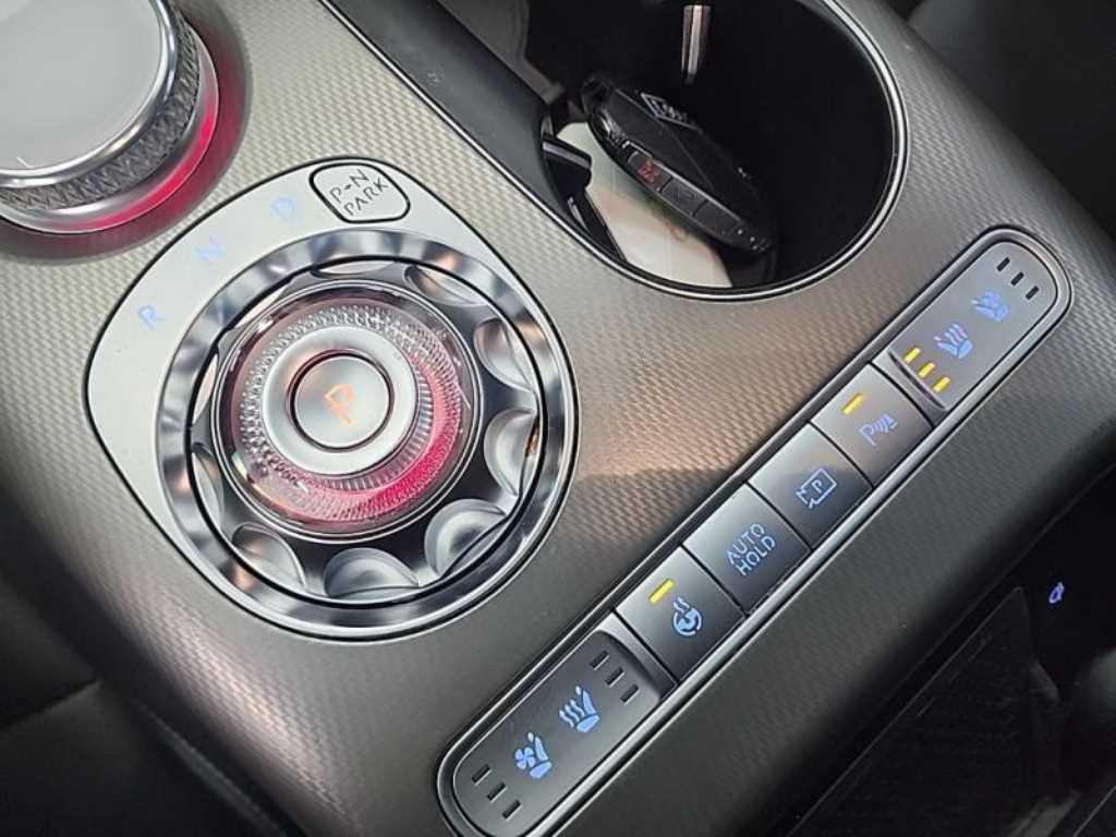 Genesis GV60 - Vista 8