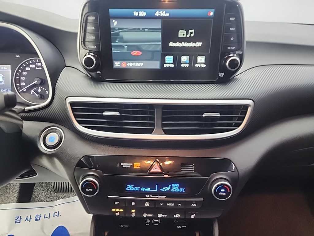 HYUNDAI Tucson - Vista 10