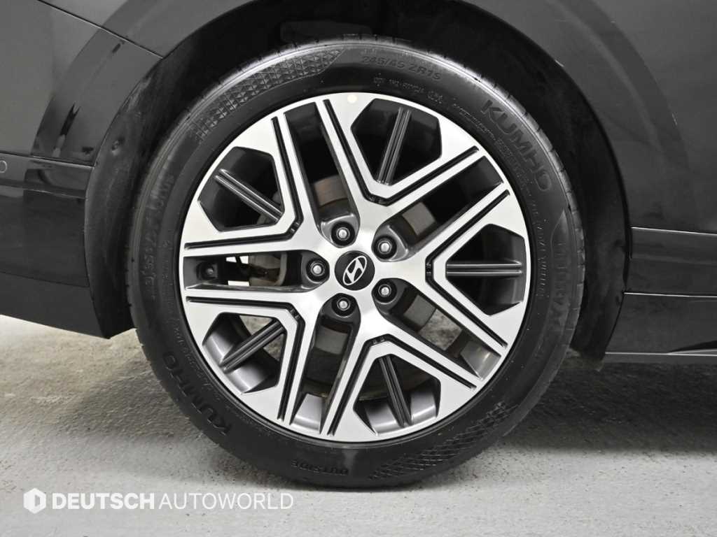 HYUNDAI Grandeur - Vista 5