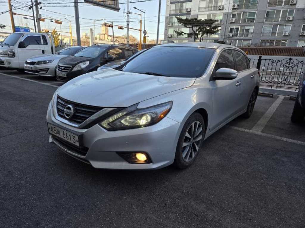 Nissan Altima 2017 Gris - Importación desde Corea - HF Imports Iquique - Foto 1