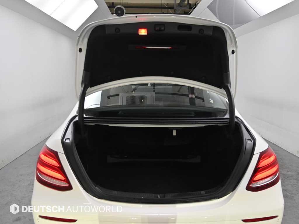 Mercedes Benz E class 2017 Blanco - Importación desde Corea - HF Imports Iquique - Foto 20