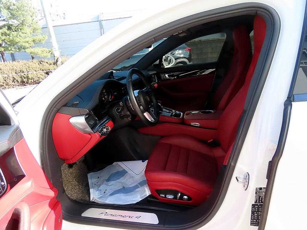 Porsche Panamera - Vista 5