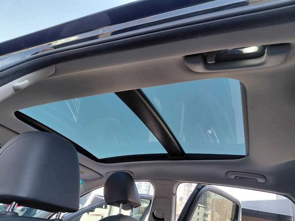 HYUNDAI Grandeur - Vista 10