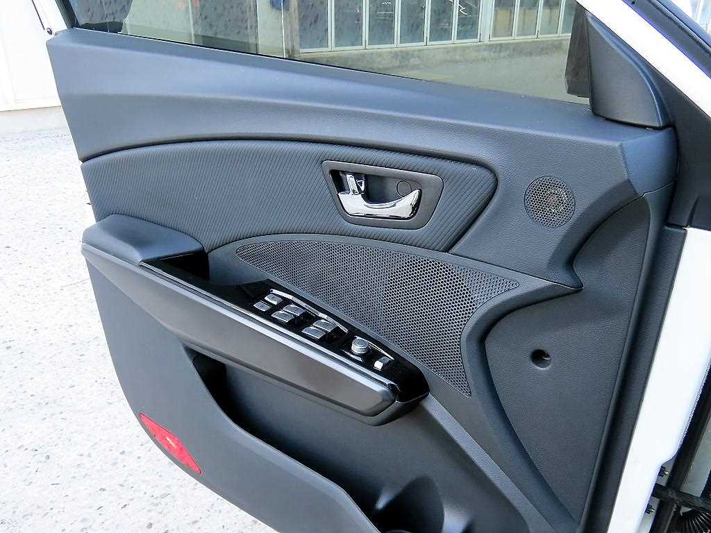 Ssangyong Tivoli - Vista 11