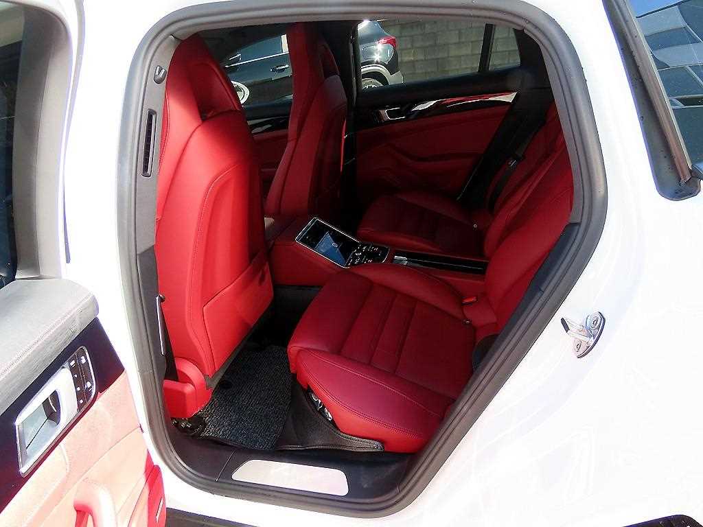 Porsche Panamera - Vista 6