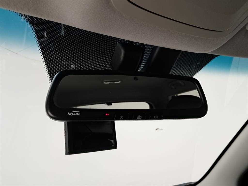 Ssangyong Tivoli 2022 Blanco - Importación desde Corea - HF Imports Iquique - Foto 15