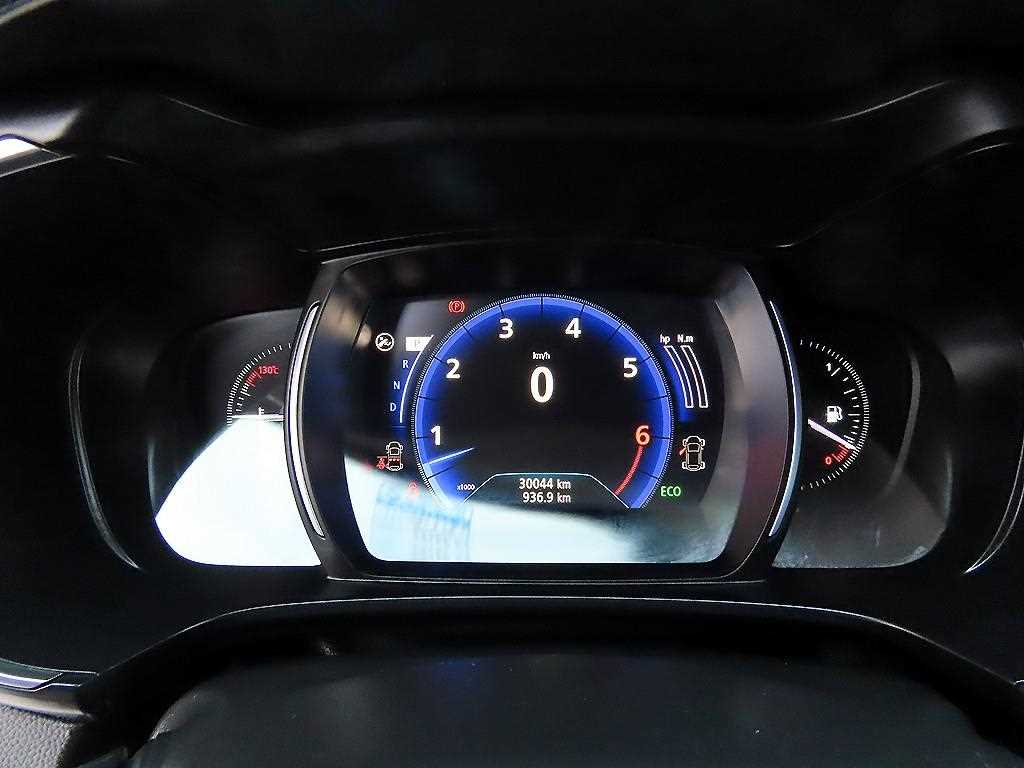 SAMSUNG QM6 - Vista 9