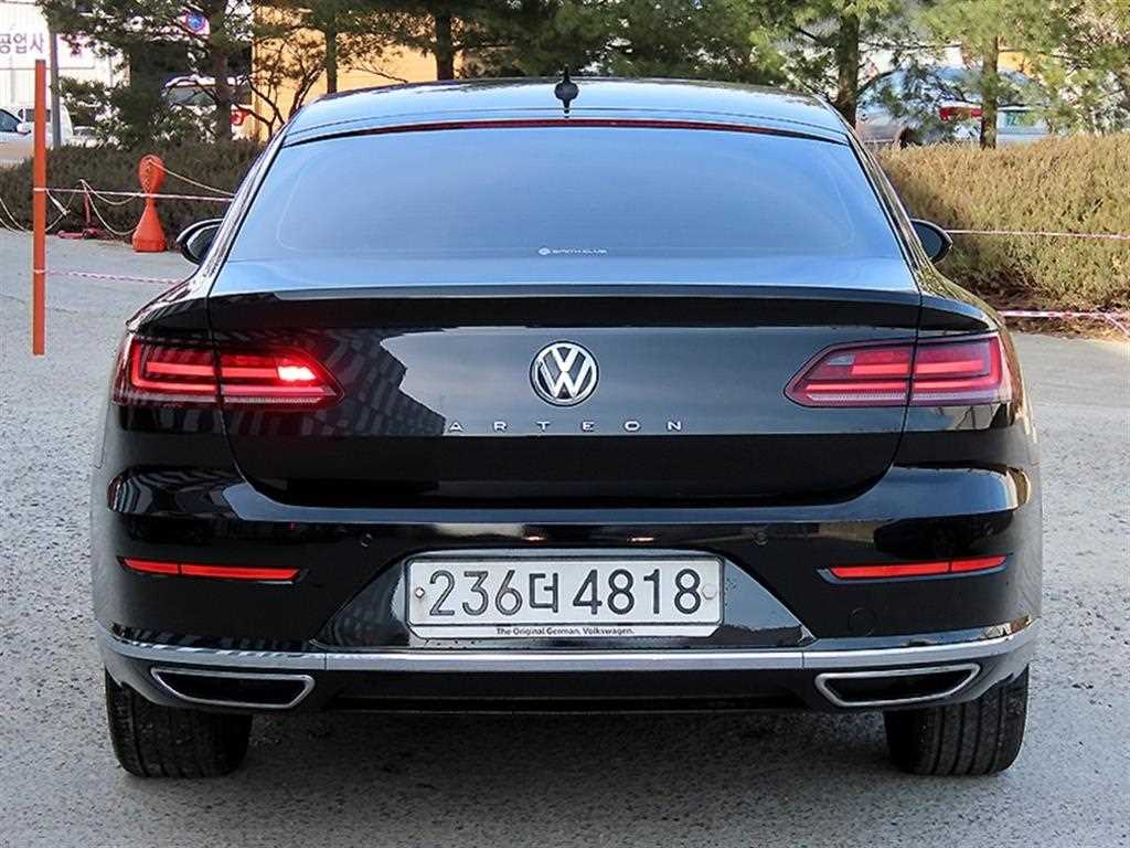 Volkswagen Arteon - Vista 4