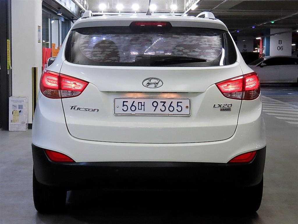 HYUNDAI Tucson - Vista 5