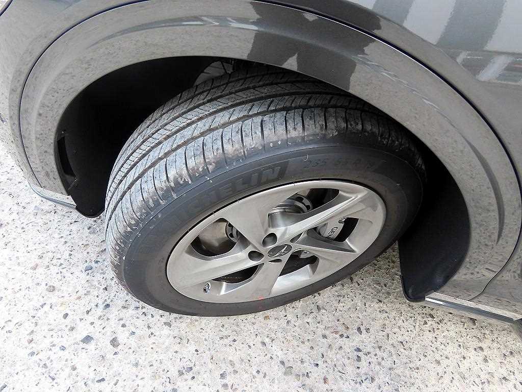 Genesis GV70 2025 Gris - Importación desde Corea - HF Imports Iquique - Foto 20