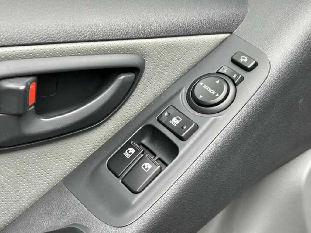 HYUNDAI Starex 2021 Blanco - Importación desde Corea - HF Imports Iquique - Foto 13