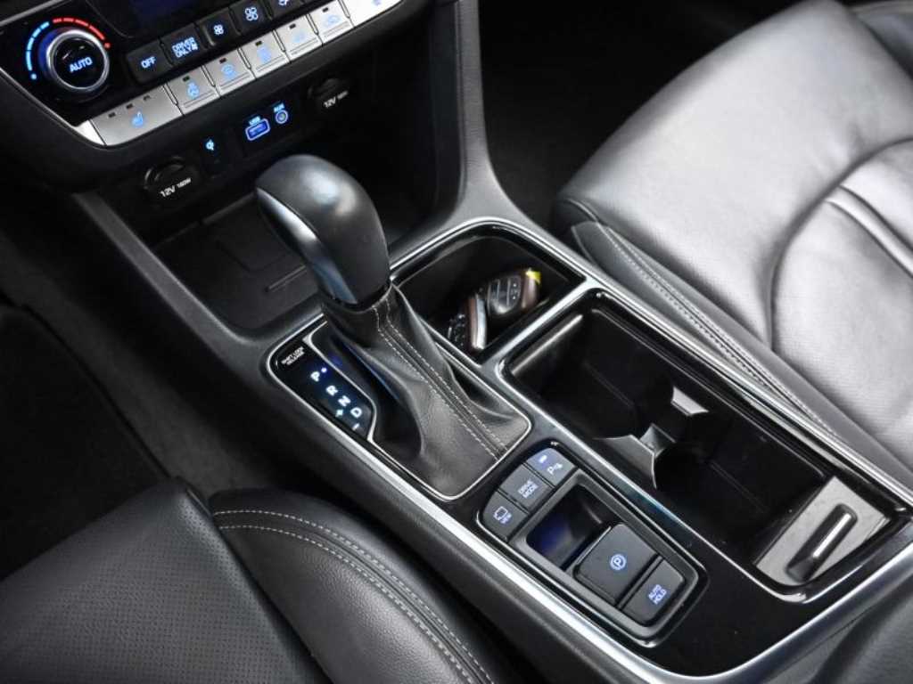 HYUNDAI Sonata - Vista 9