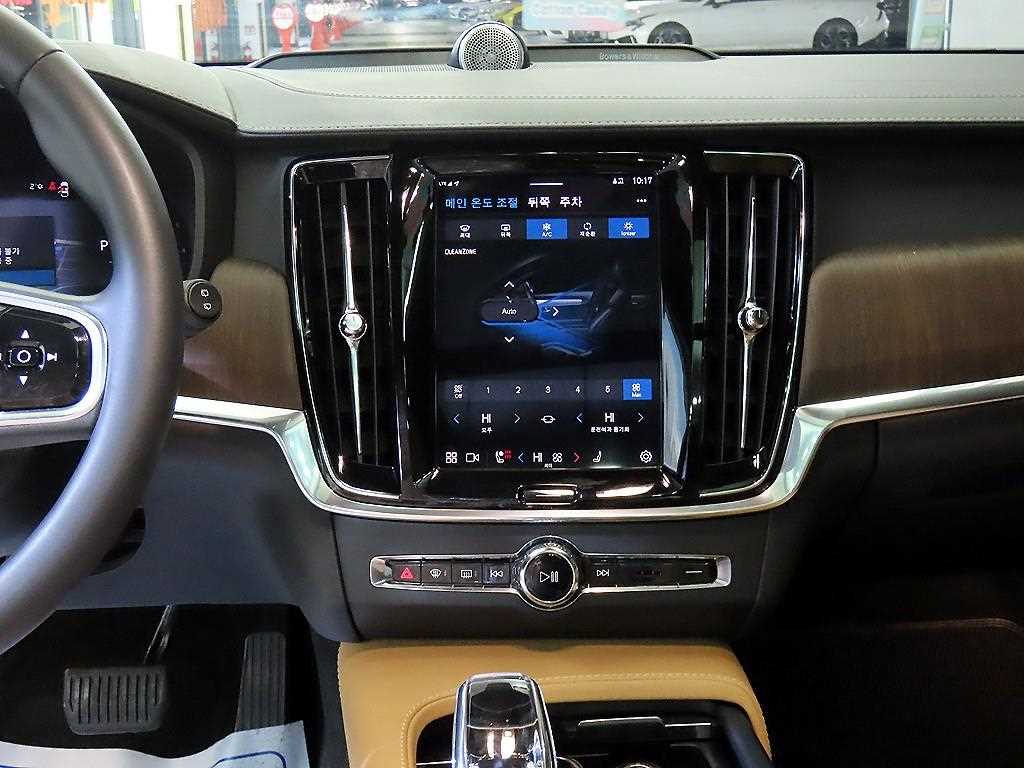 Volvo V90 - Vista 11