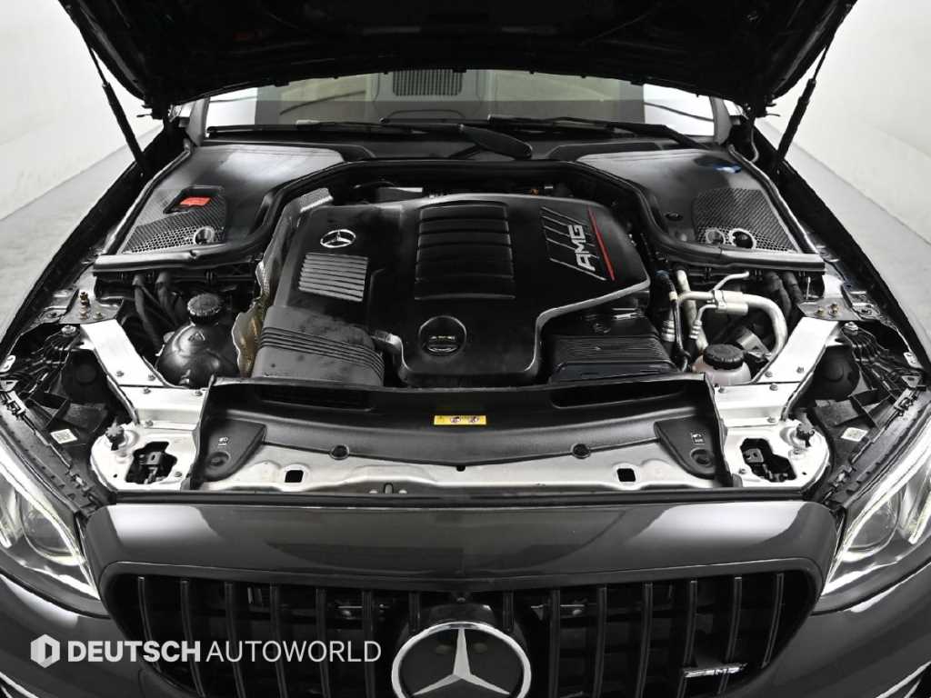 Mercedes Benz E class - Vista 6