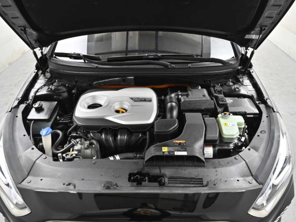 HYUNDAI Sonata - Vista 6