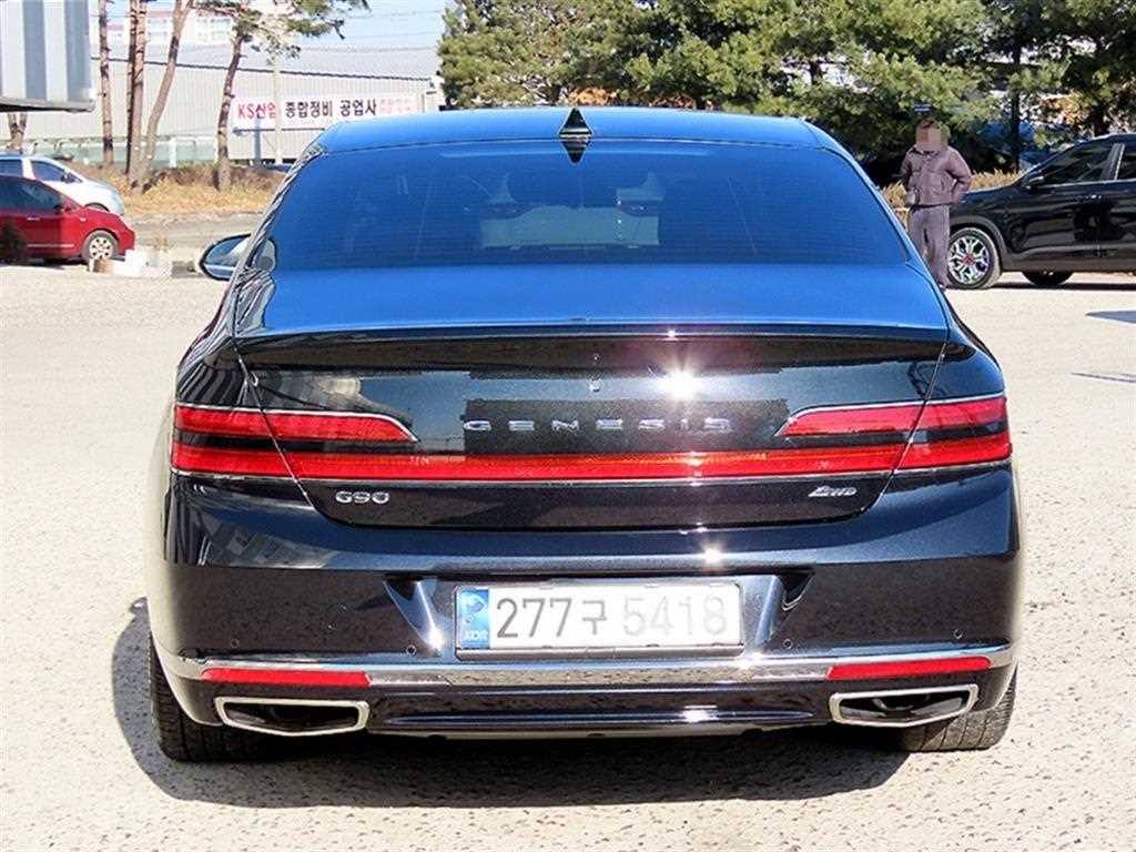 Genesis G90 - Vista 4