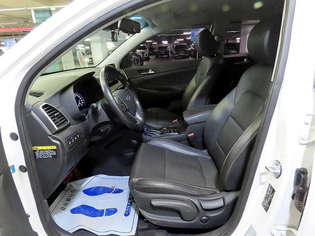 HYUNDAI Tucson - Vista 6