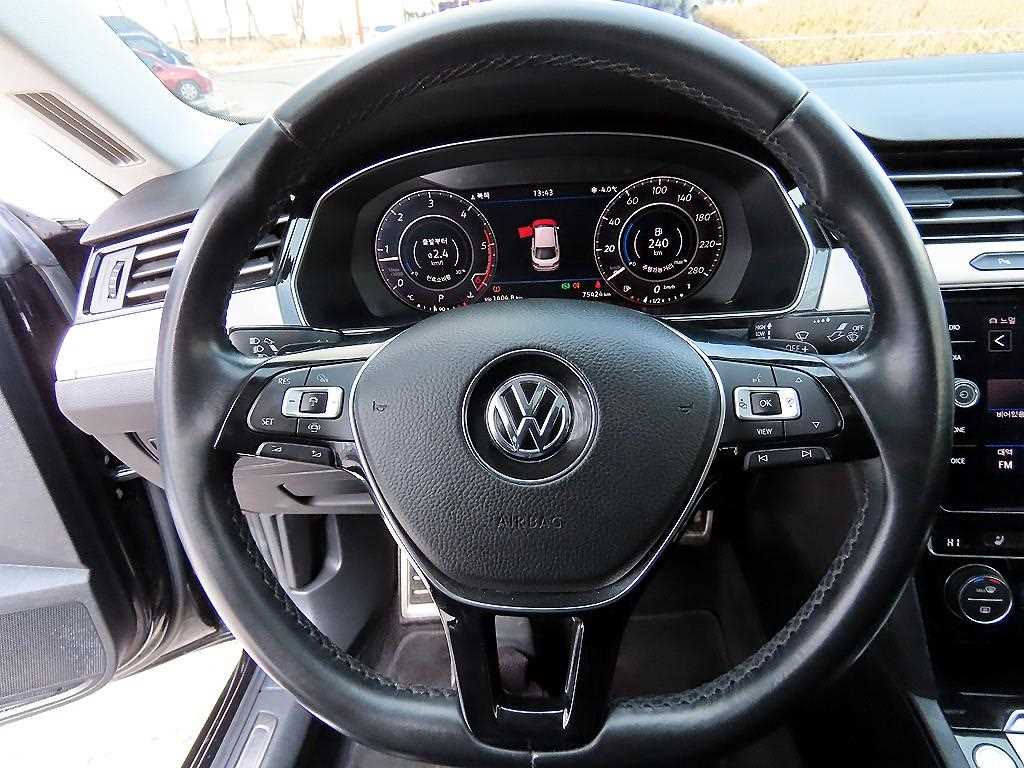Volkswagen Arteon - Vista 8