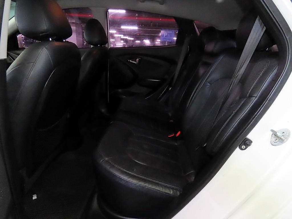 HYUNDAI Tucson - Vista 7