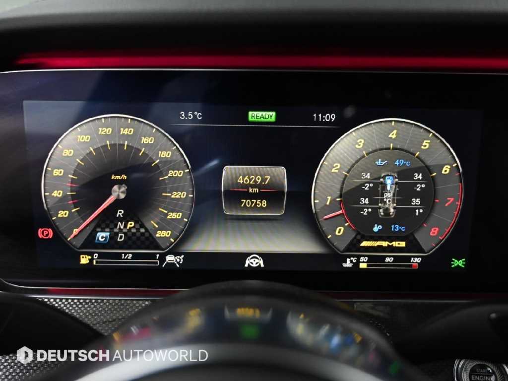 Mercedes Benz E class - Vista 8