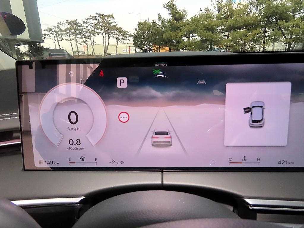 Genesis GV70 - Vista 9