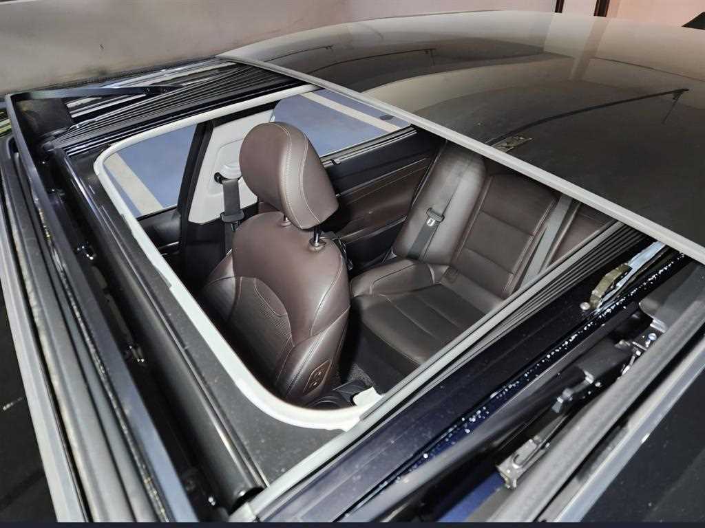 HYUNDAI Grandeur - Vista 5