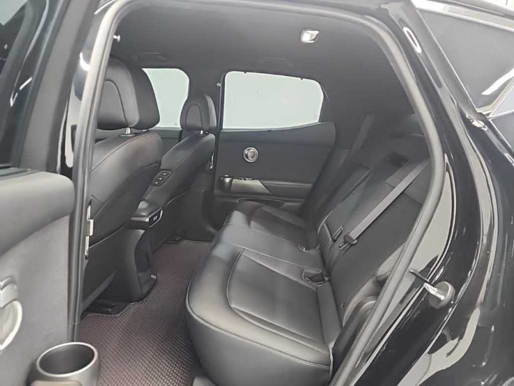 Genesis GV60 - Vista 12