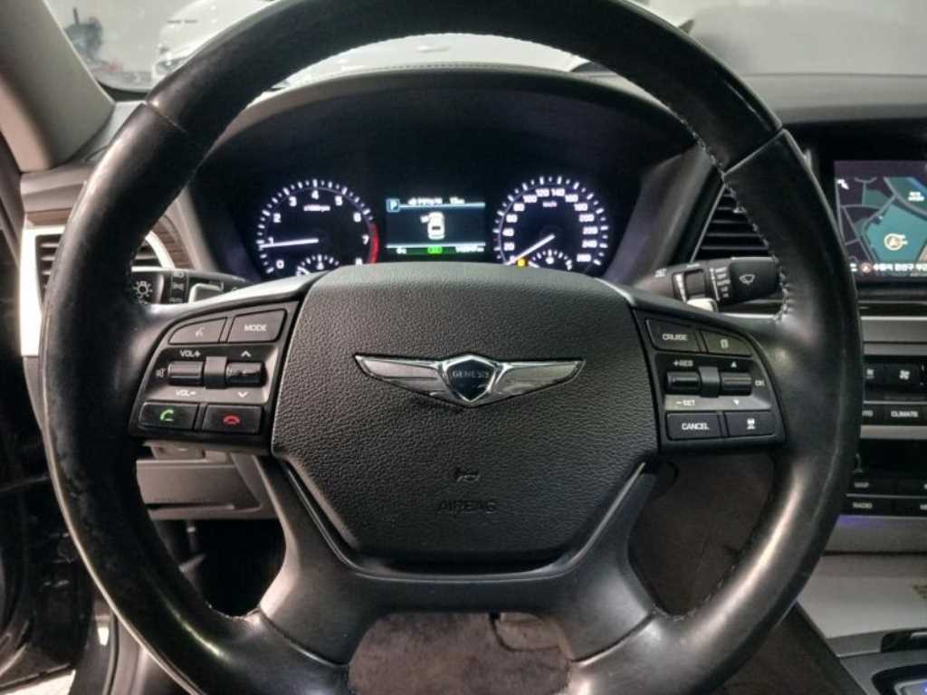 Genesis G80 - Vista 11