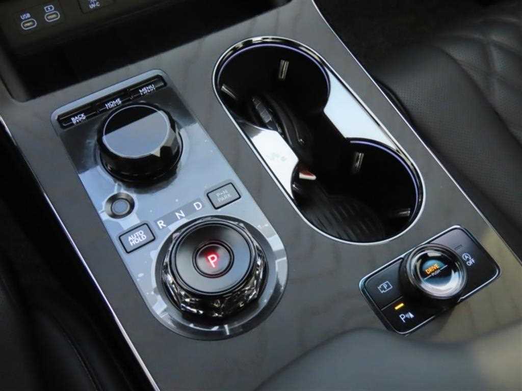 Genesis GV80 - Vista 6