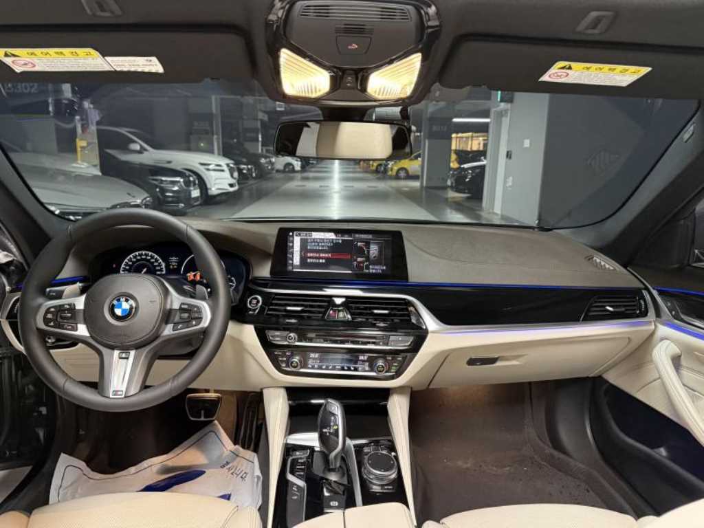 BMW 5 Series - Vista 5