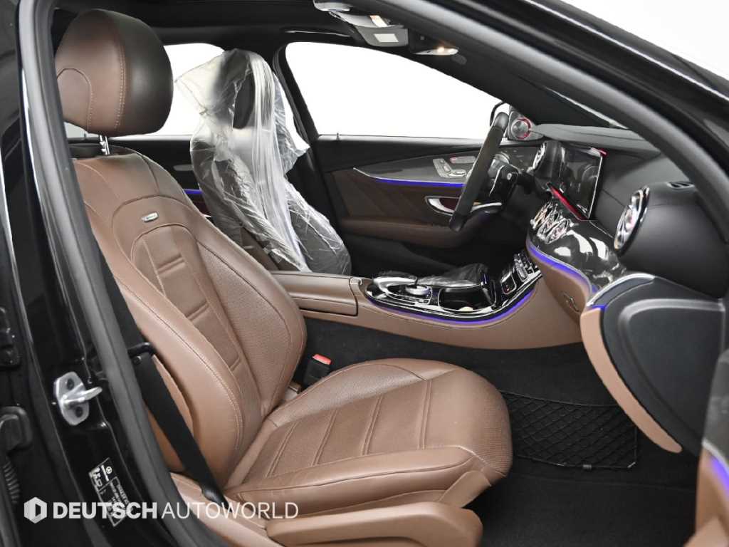 Mercedes Benz E class - Vista 10