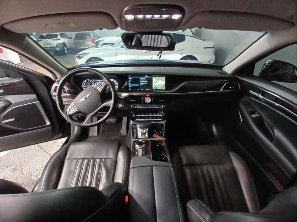 Genesis EQ900 - Vista 6