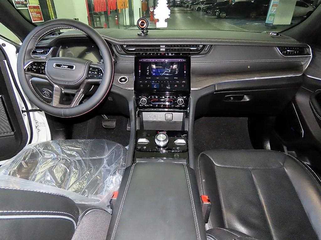 Jeep Cherokee - Vista 10