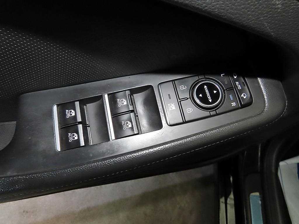 HYUNDAI Genesis 2016 Negro - Importación desde Corea - HF Imports Iquique - Foto 13