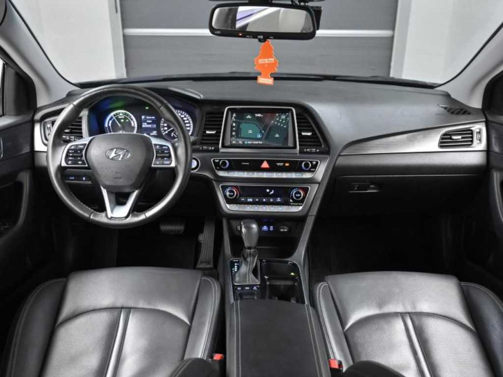 HYUNDAI Sonata - Vista 7