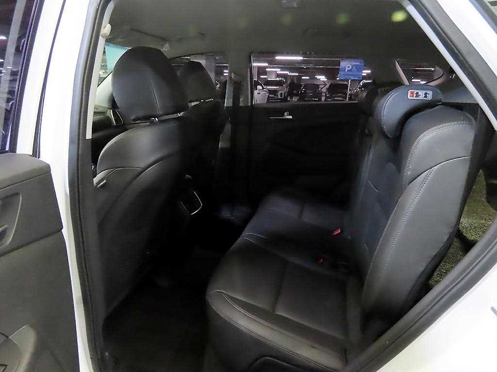 HYUNDAI Tucson - Vista 7