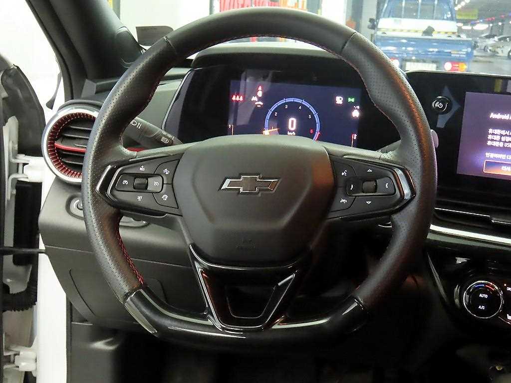 Chevrolet Trax - Vista 8